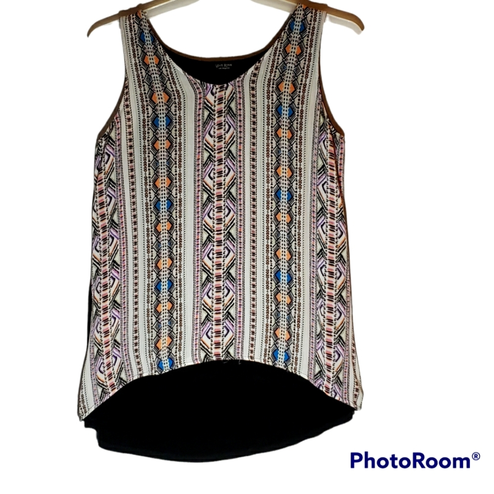 Love Ryan ladies large Aztec print tank top. 405